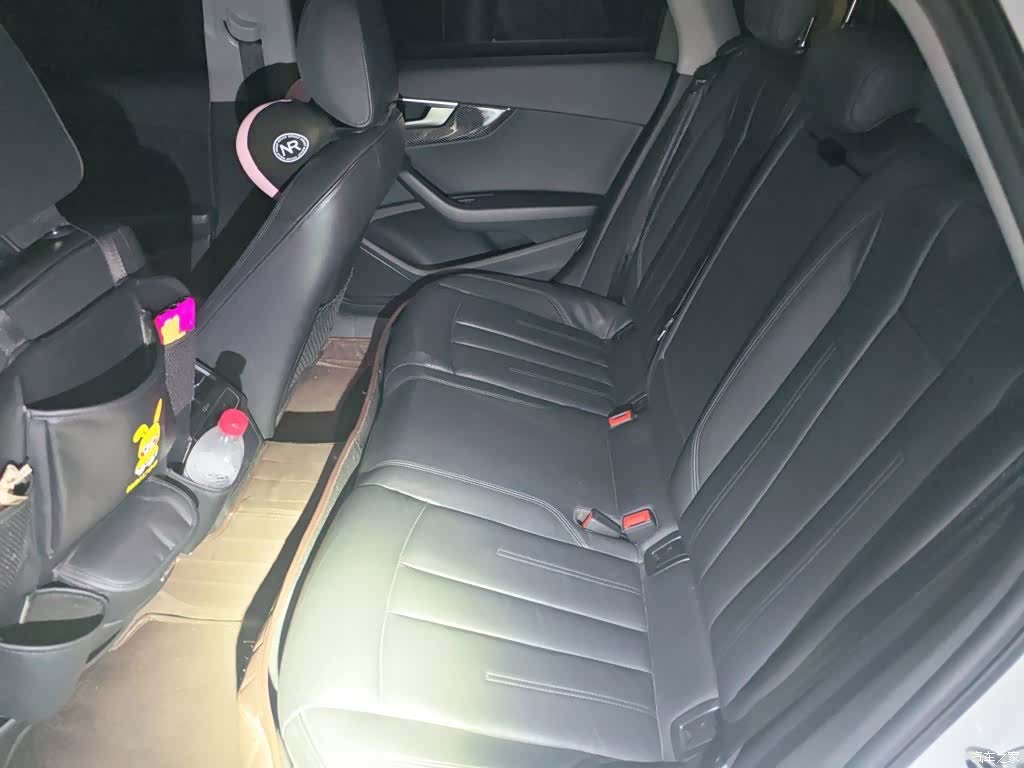 Audi A4L, 2018 13