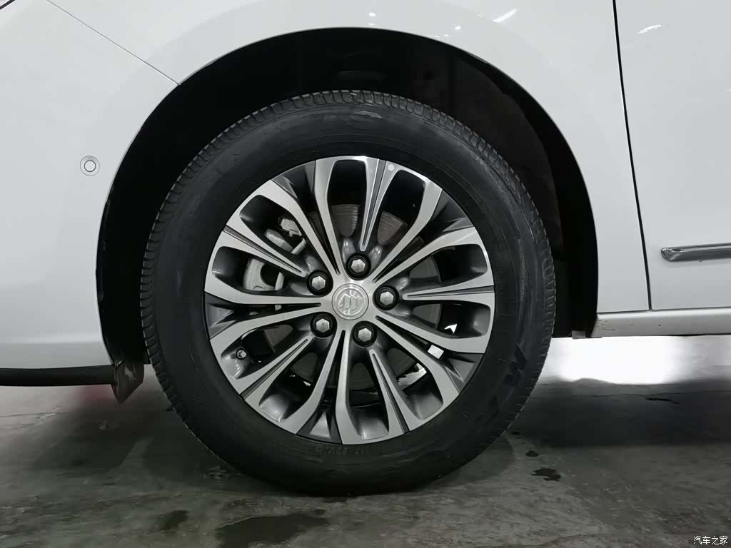 Buick GL8, 2022 17