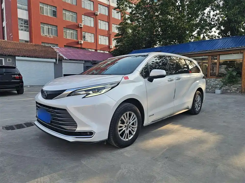 Toyota SIENNA
