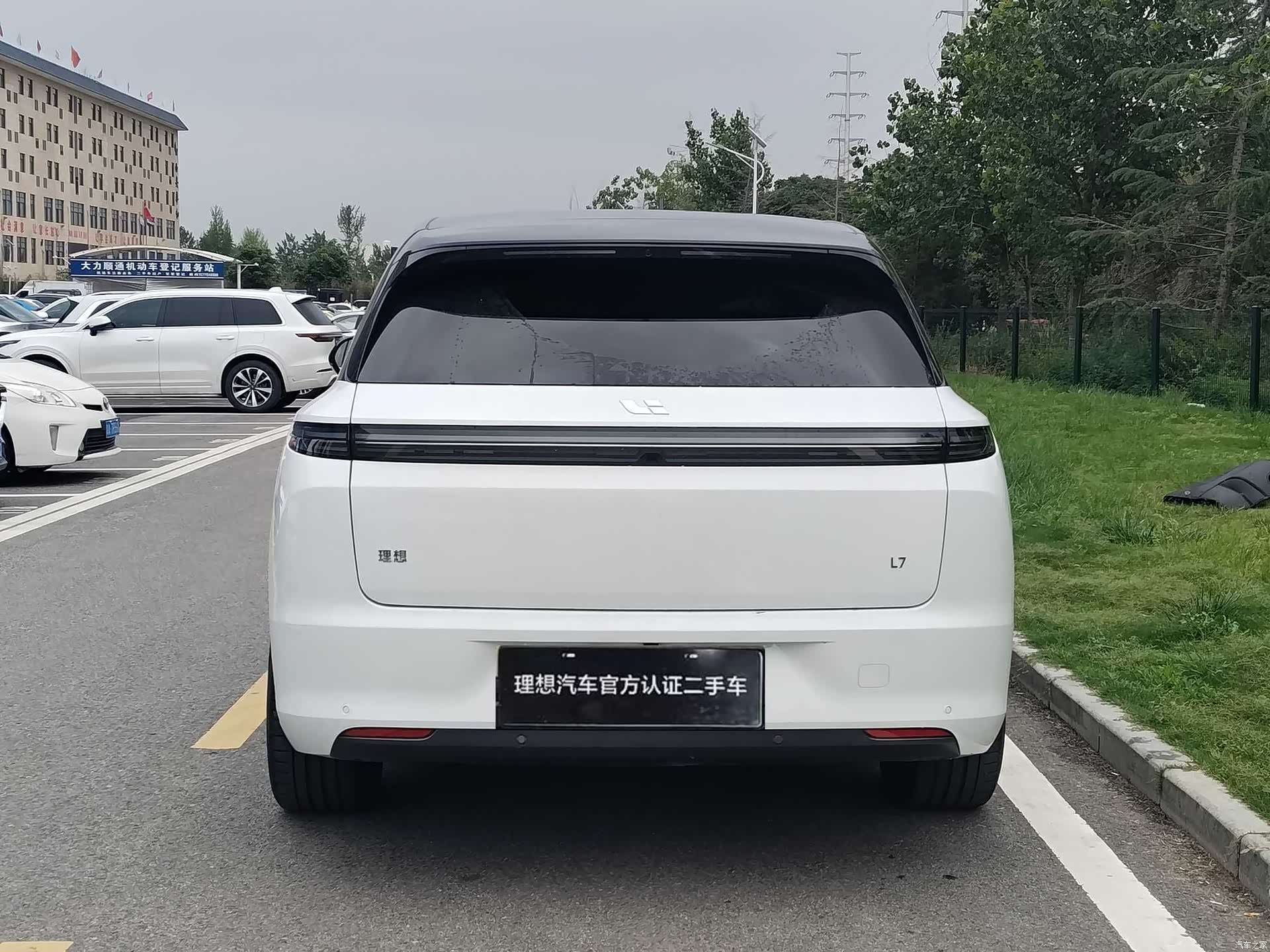 Li Auto L7, 2023 все фото