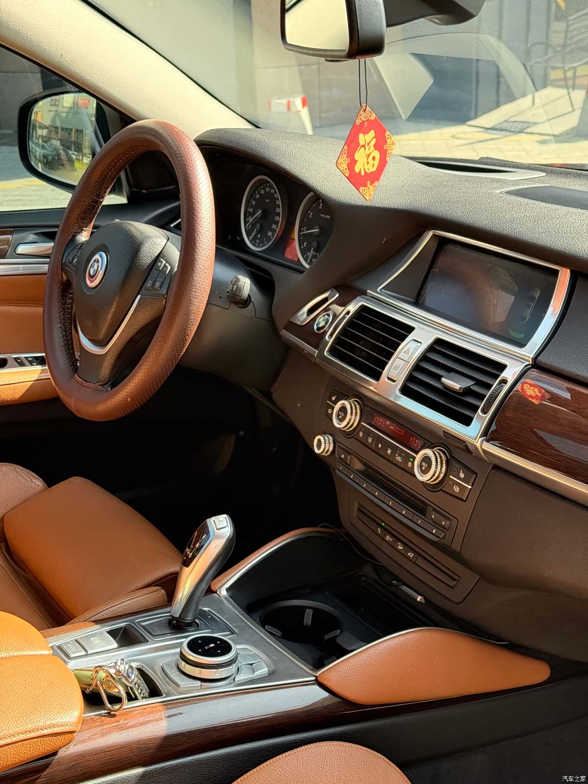 BMW X6, 2011 16