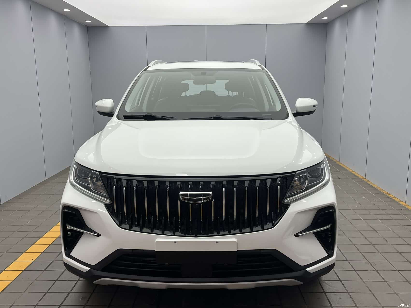 Geely X6, 2022 2