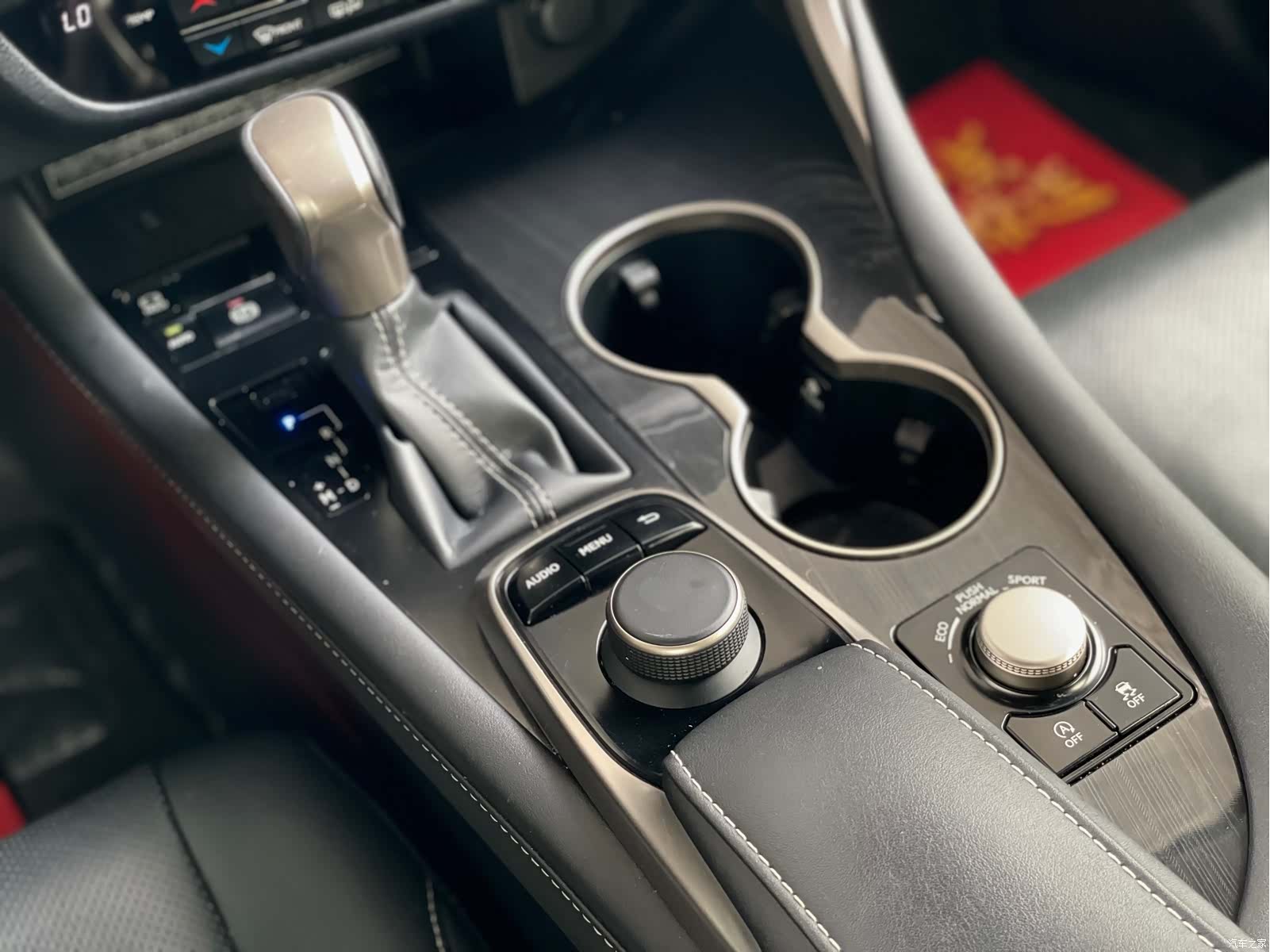 Lexus RX, 2019 20