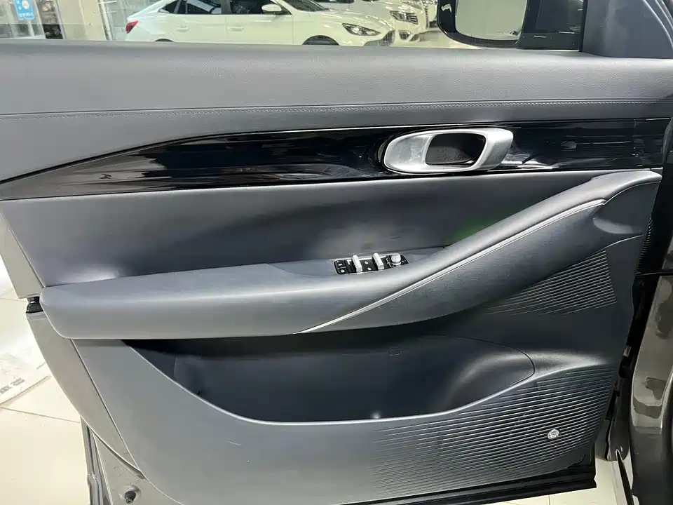 Geely Galaxy Galaxy E5