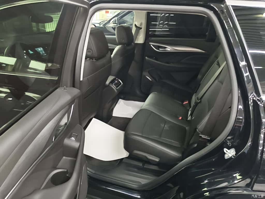 Buick Enclave, 2023 17