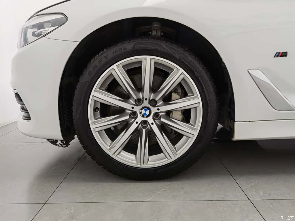 BMW 5 Series, 2018 17