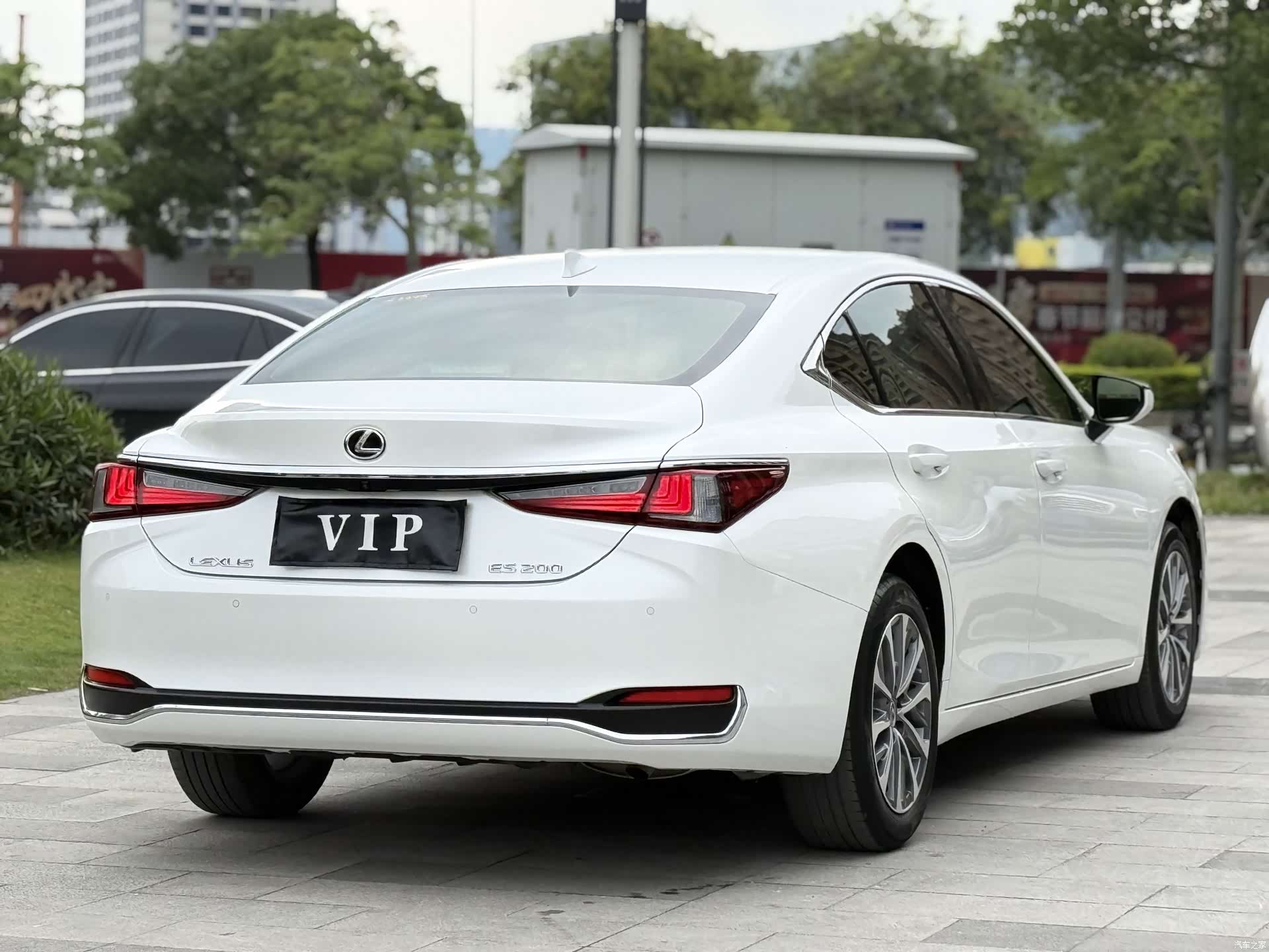 Lexus ES, 2023 3