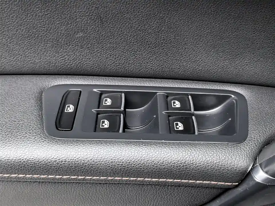 Volkswagen Golf*Jiayu