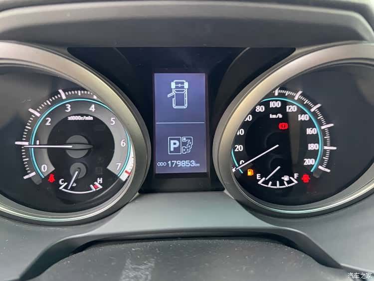 Toyota Prado, 2012 4