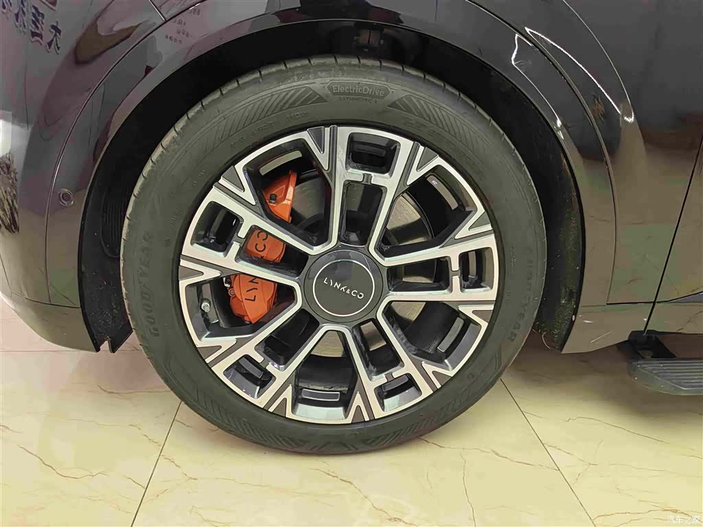Lynk & Co 02, 2025 8