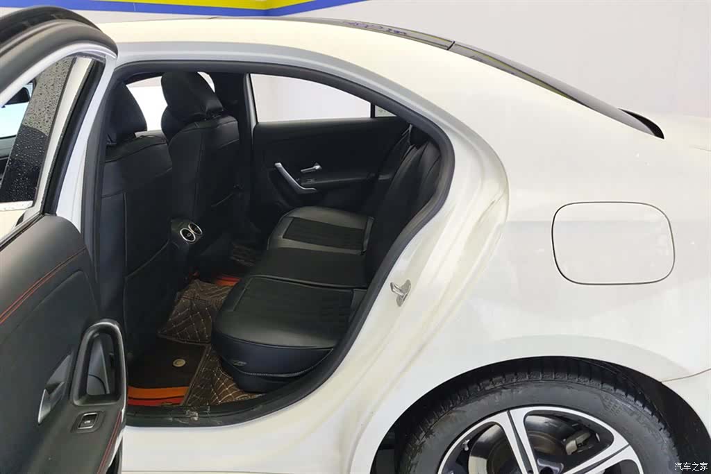 Mercedes-Benz A-Class, 2024 11