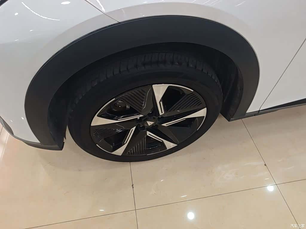 Deepal S07, 2024 23