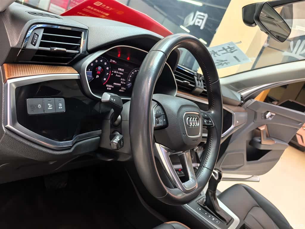 Audi Q3, 2020 16