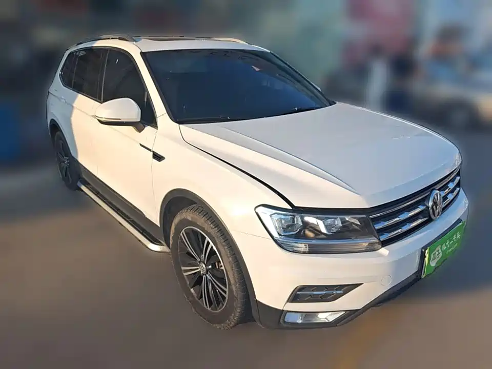 Volkswagen Tiguan L