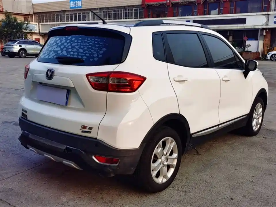 Changan CS15