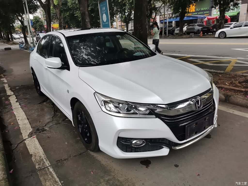 Honda Accord, 2016 22