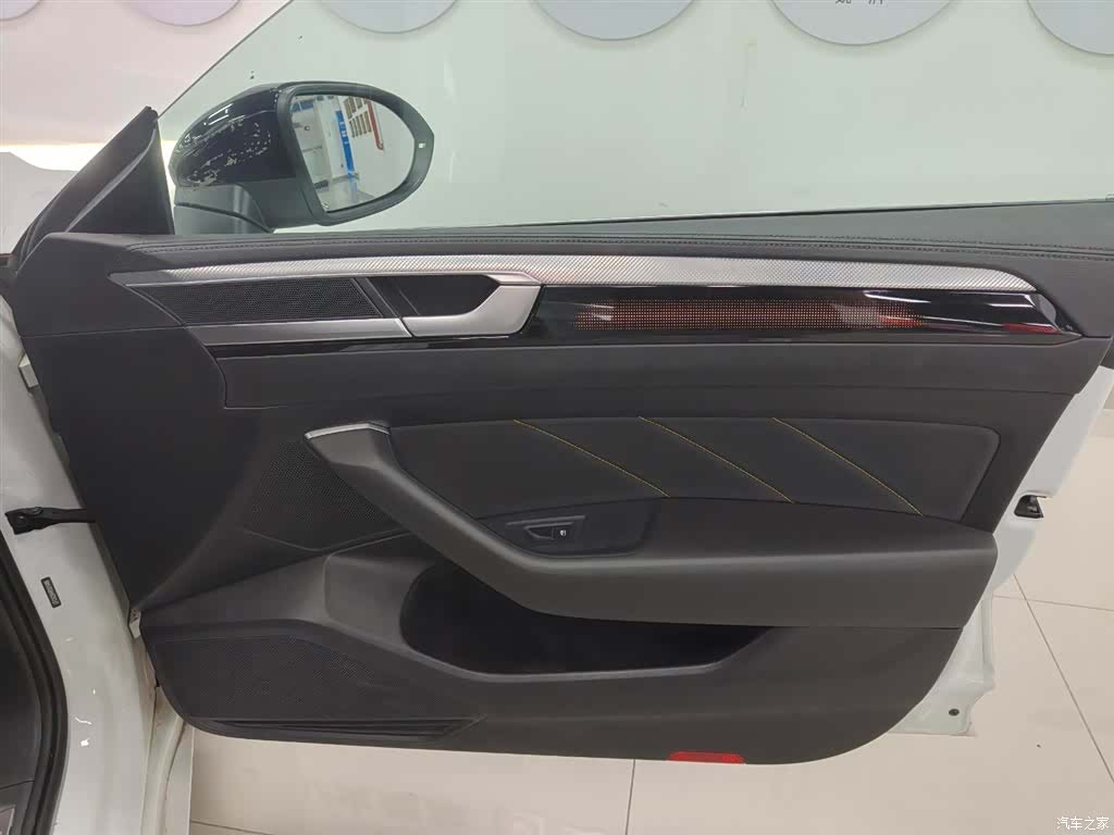 Volkswagen CC, 2024 24