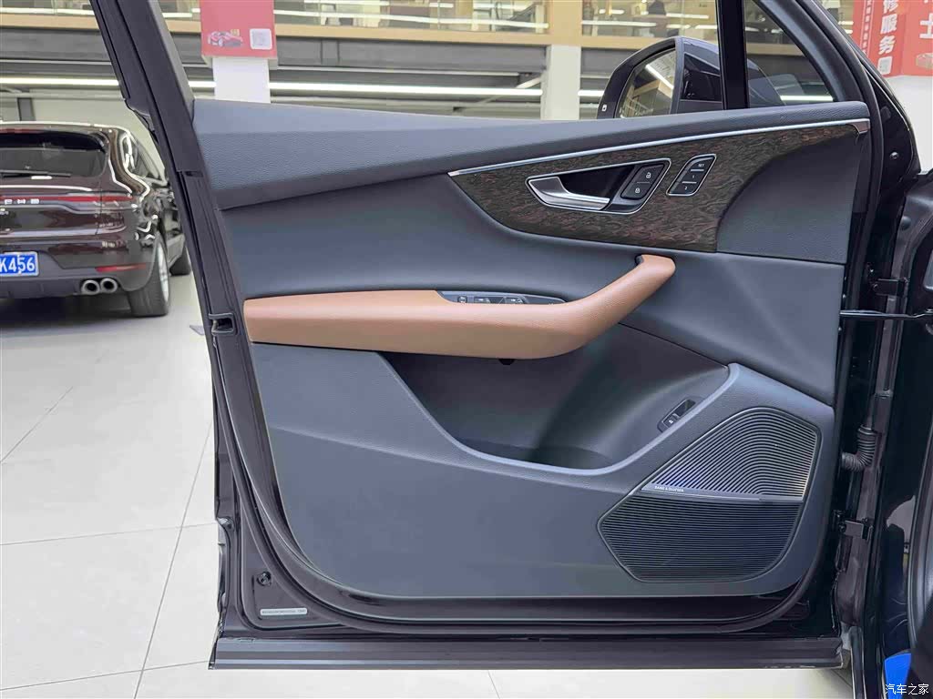 Audi Q7, 2021 13