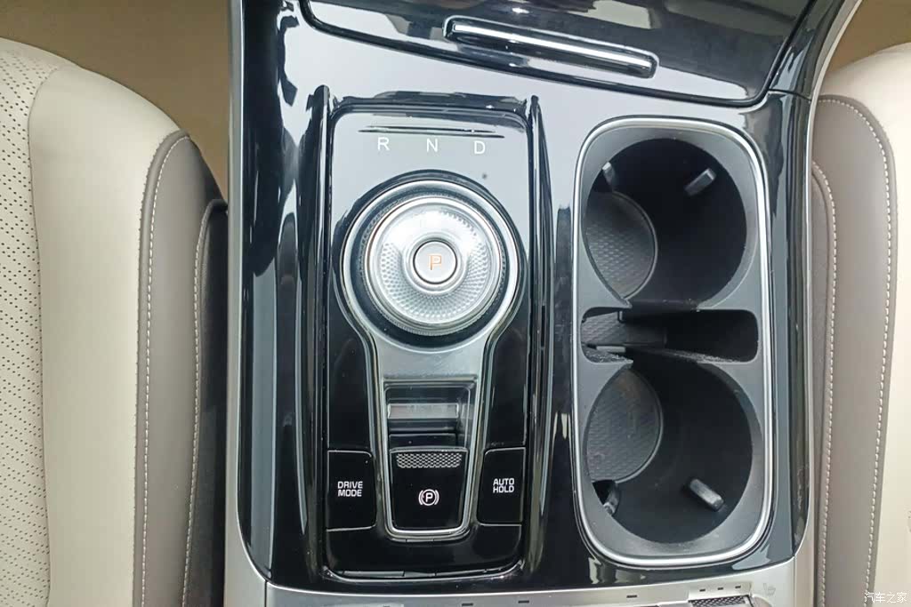Kia Carnival, 2022 16