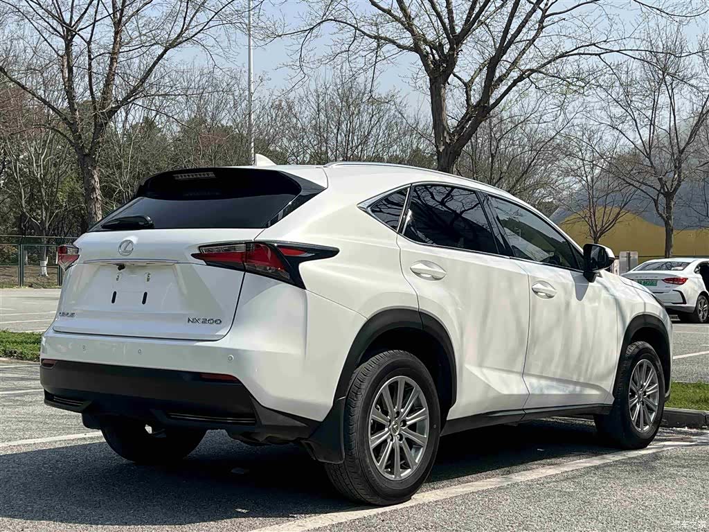 Lexus NX, 2017 12