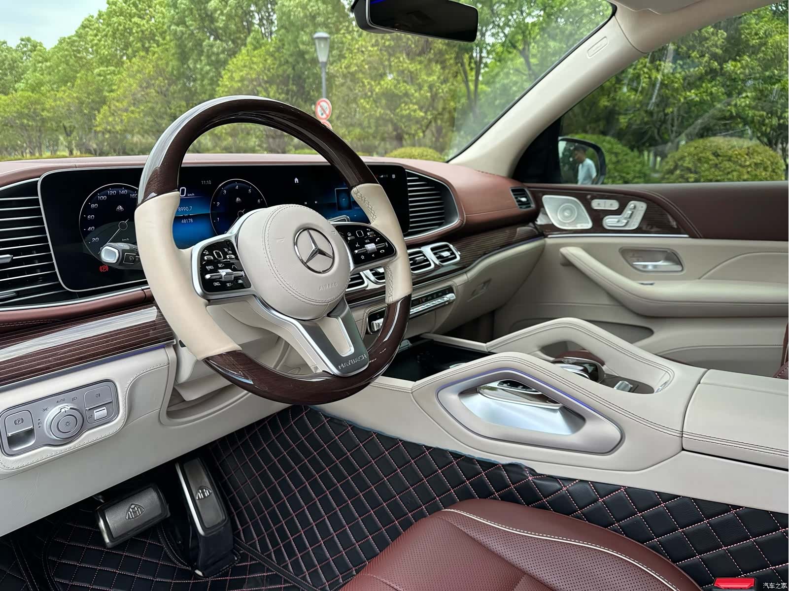Maybach GLS, 2021 все фото