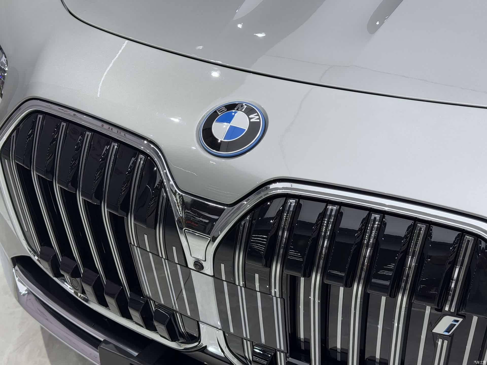BMW i7, 2023 6