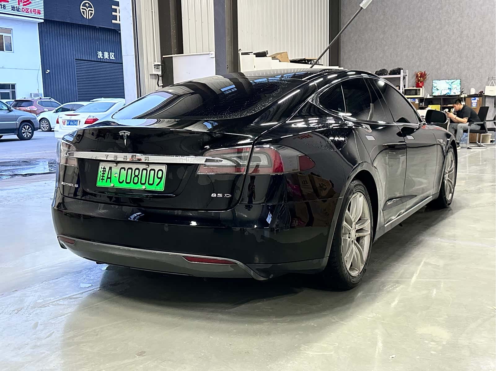 Tesla Model S, 2015 7