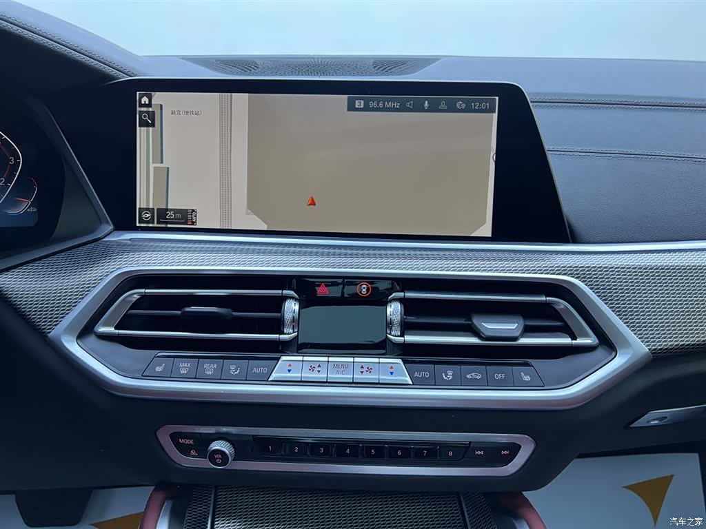 BMW X6, 2022 13