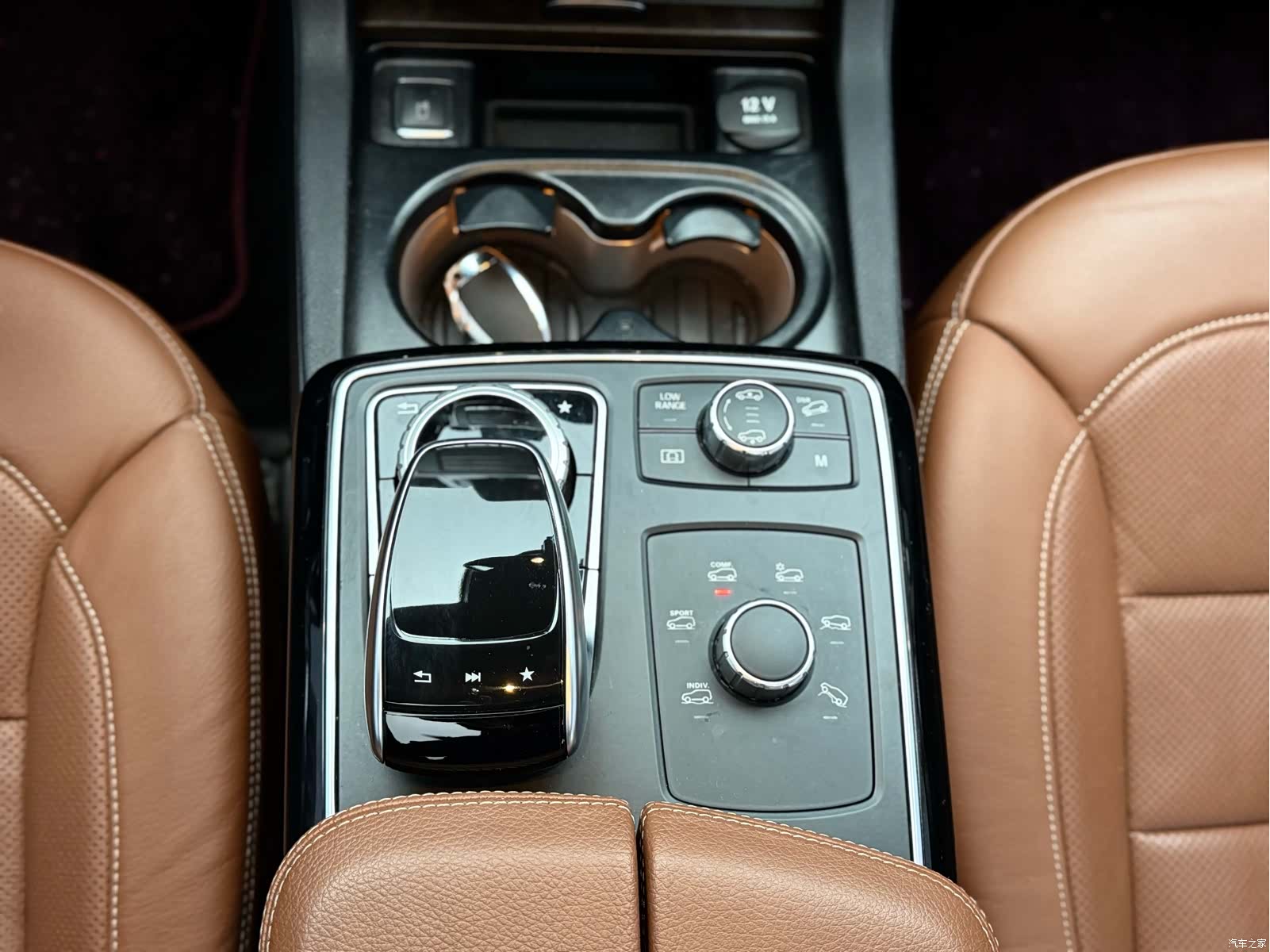 Mercedes-Benz GLS, 2018 11