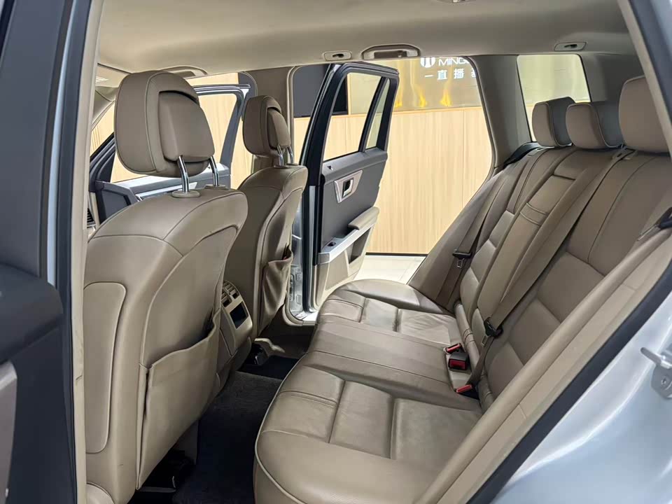 Mercedes-Benz GLK grade