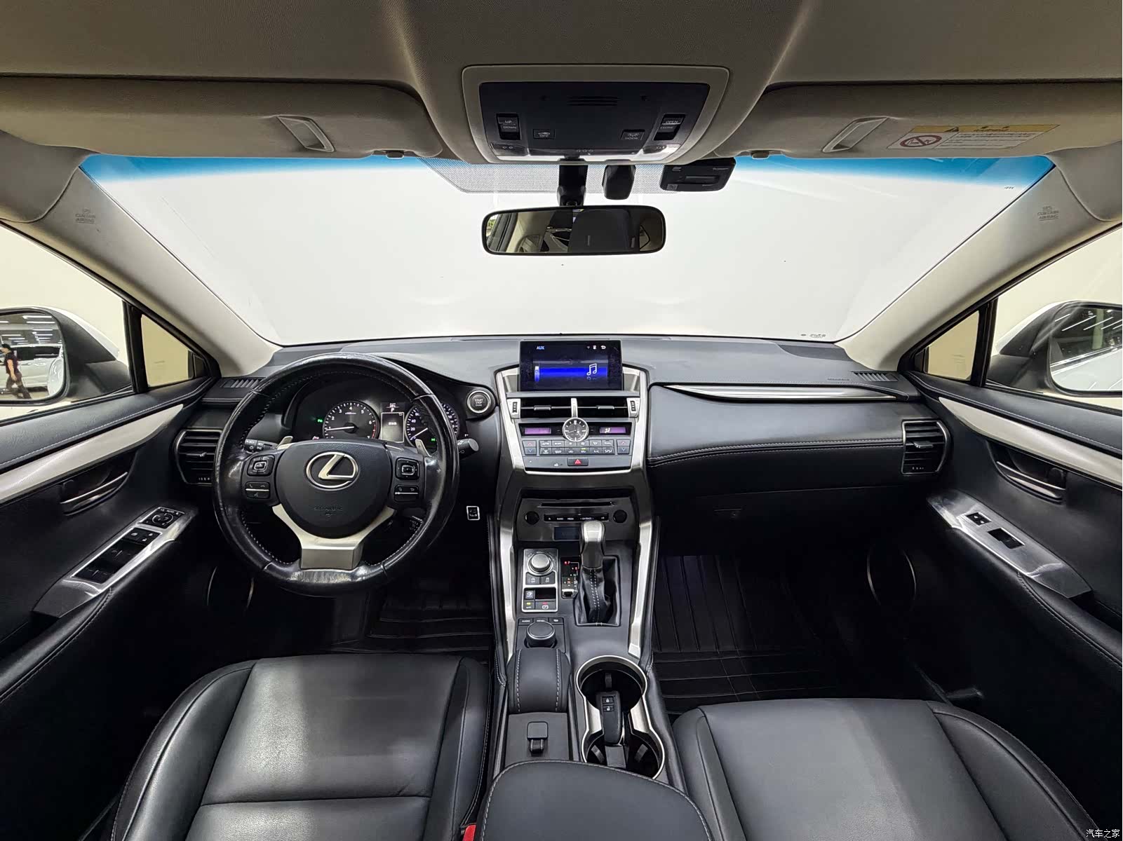 Lexus NX, 2015 6