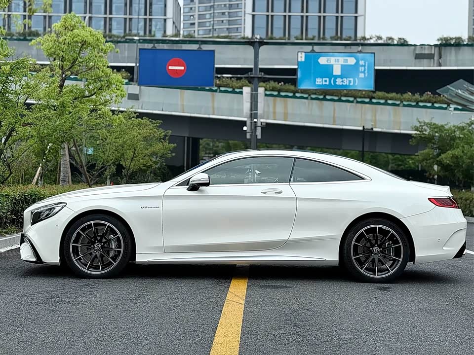 Mercedes-Benz S-class AMG