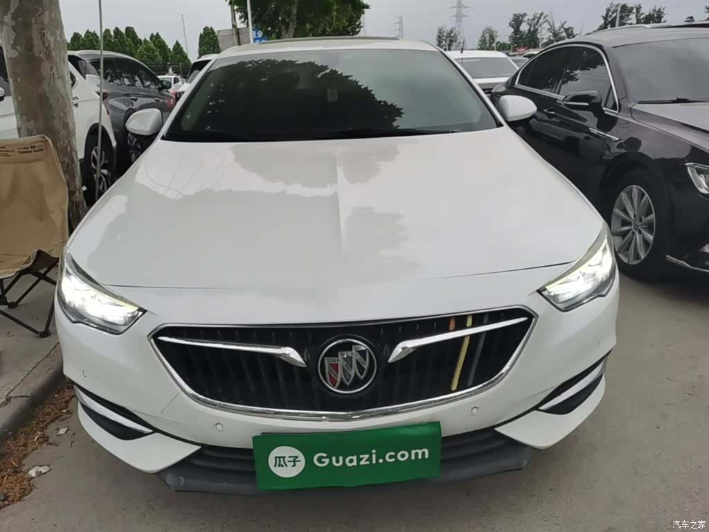 Buick Regal, 2020 3