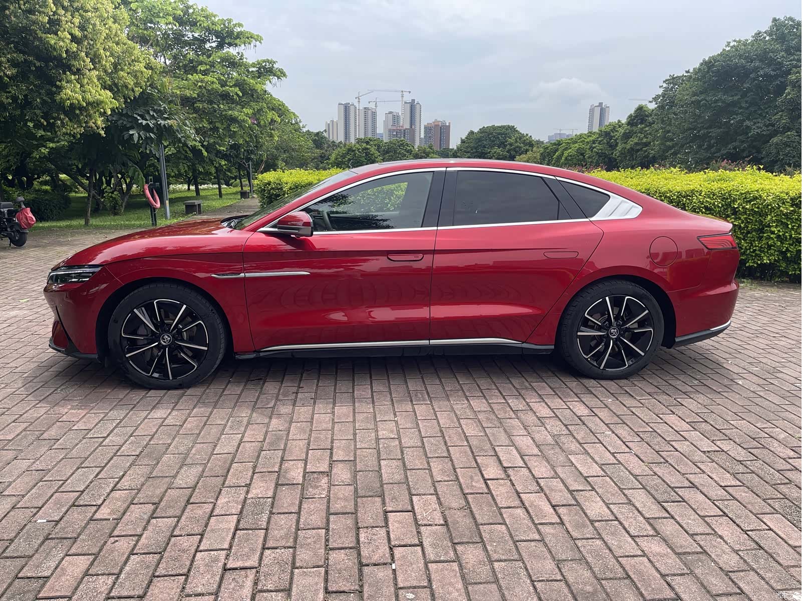 BYD Han, 2021 4