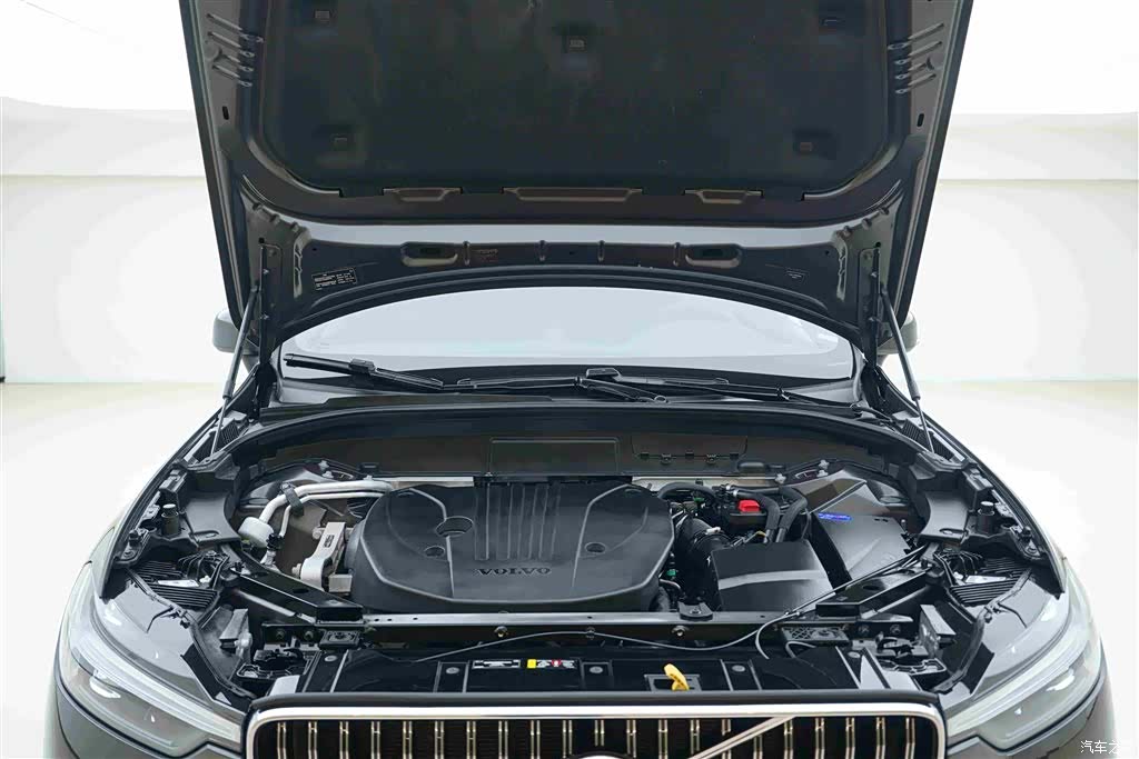 Volvo XC60, 2022 7