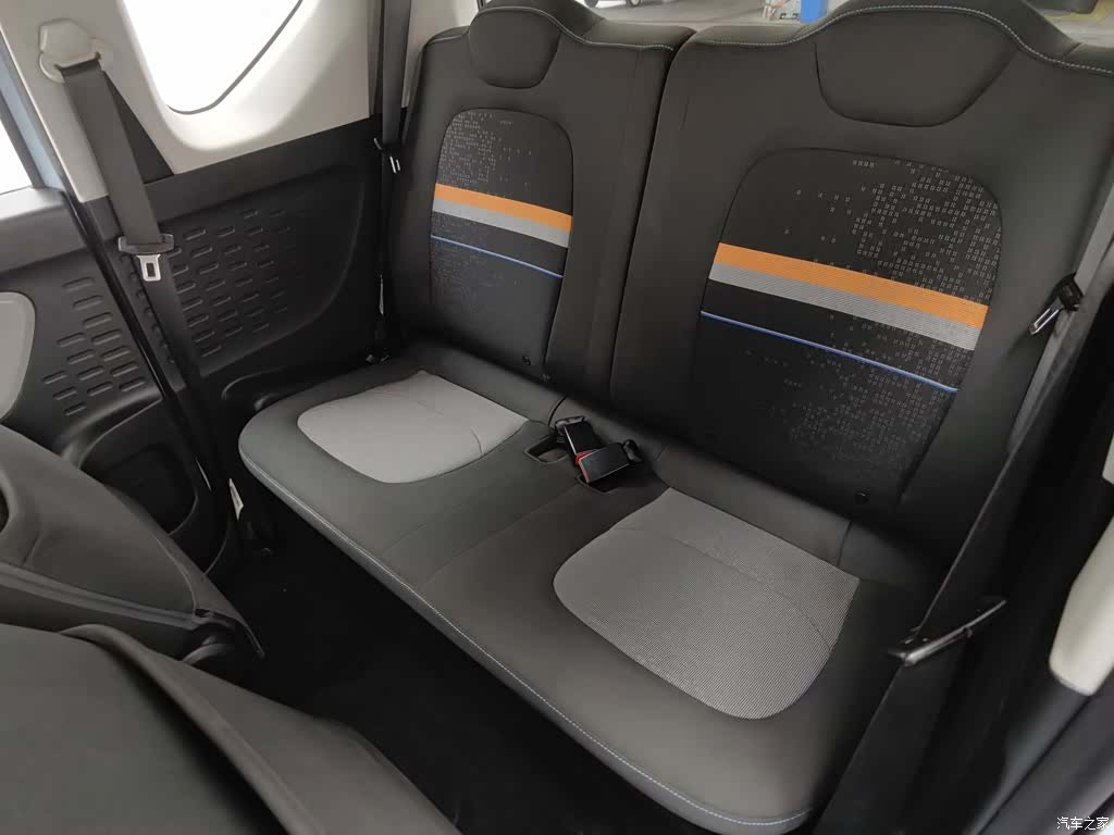 Wuling MINIEV, 2021 15