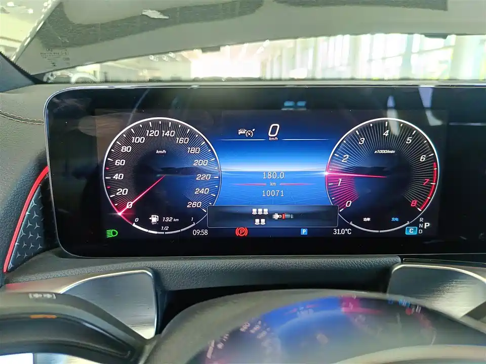 Mercedes-Benz GLB Mercedes-Benz GLB