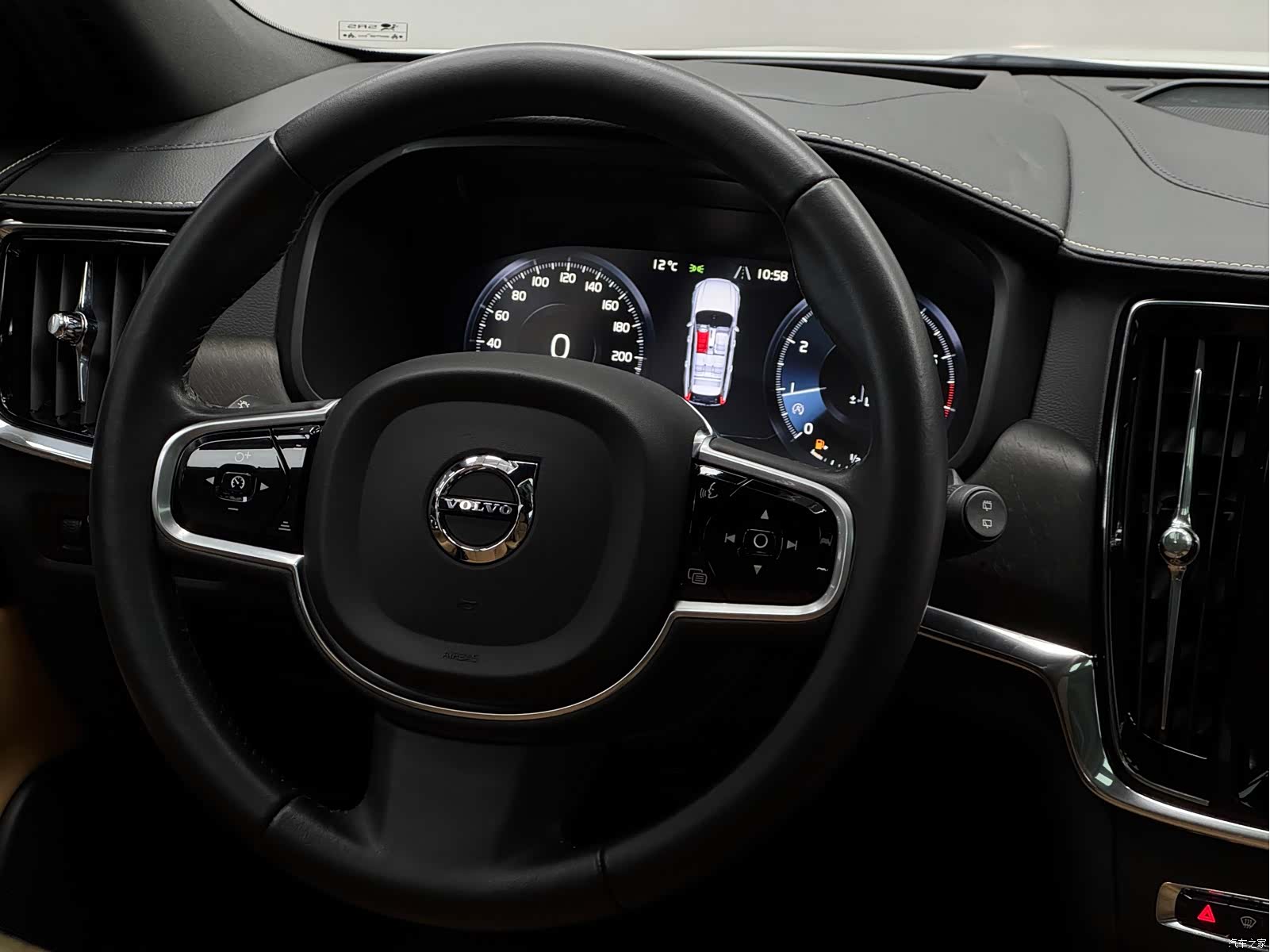 Volvo V90, 2018 24