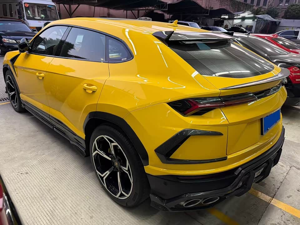 Lamborghini Urus