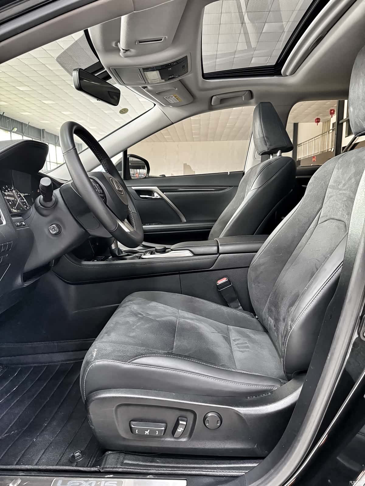 Lexus RX, 2017 10