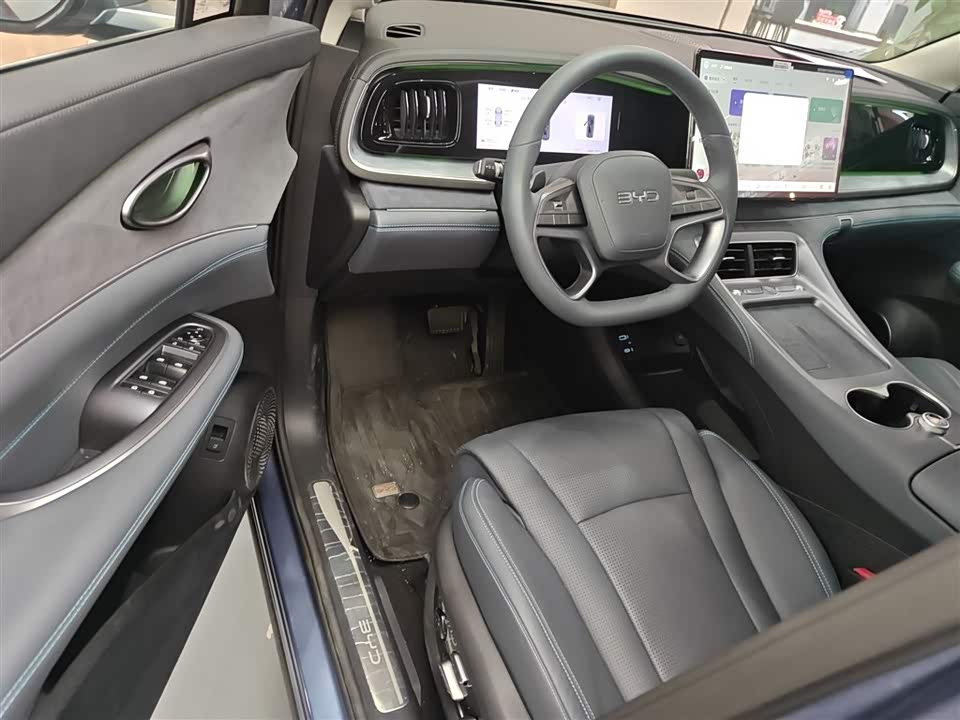 BYD Sea Lion 07 DM-i