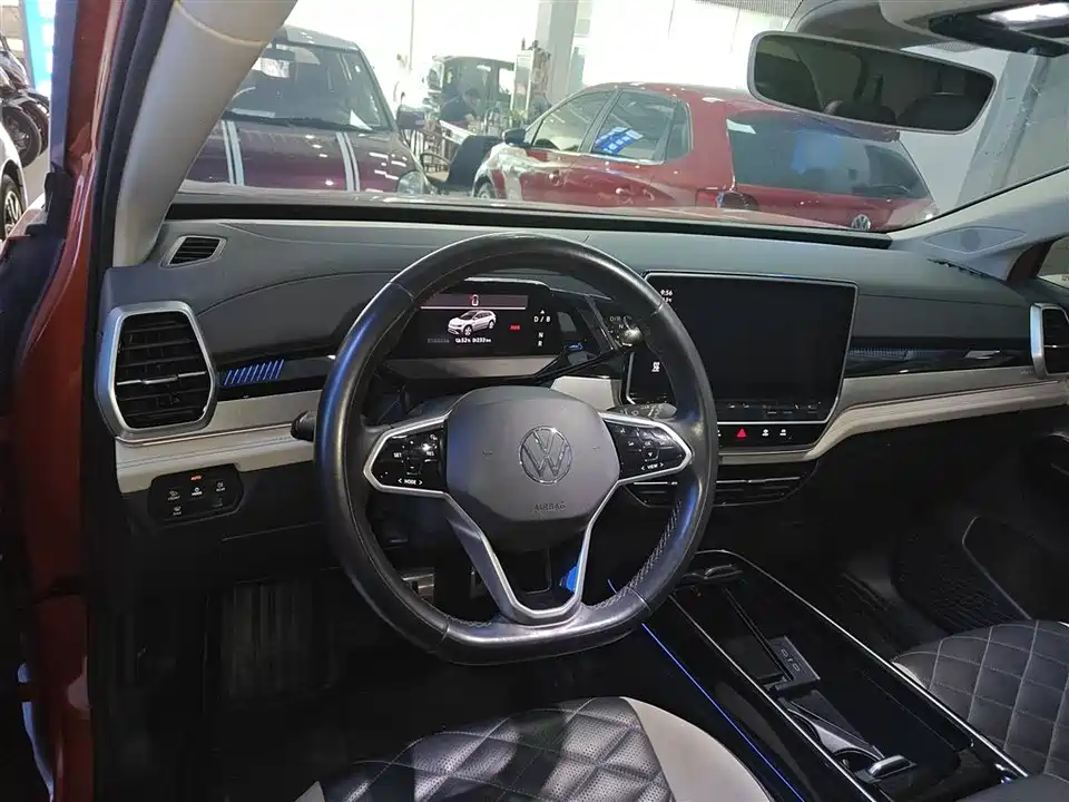 Volkswagen ID.6 CROZZ