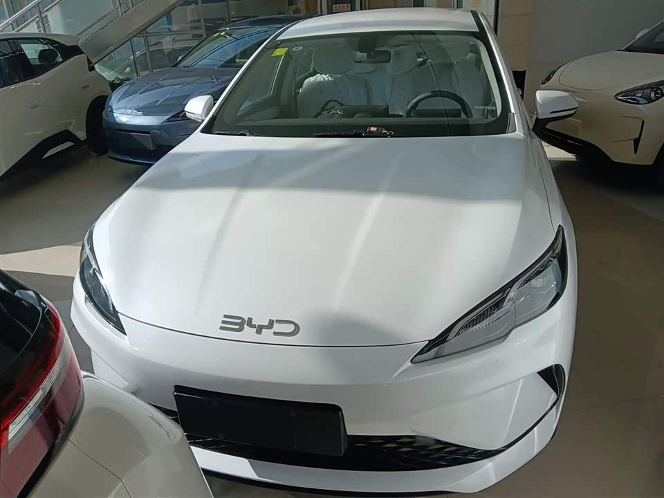BYD Seal 05 DM-i