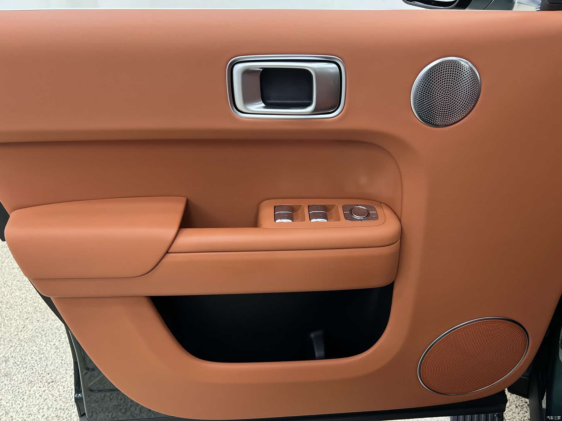 Li Auto L9, 2024 10