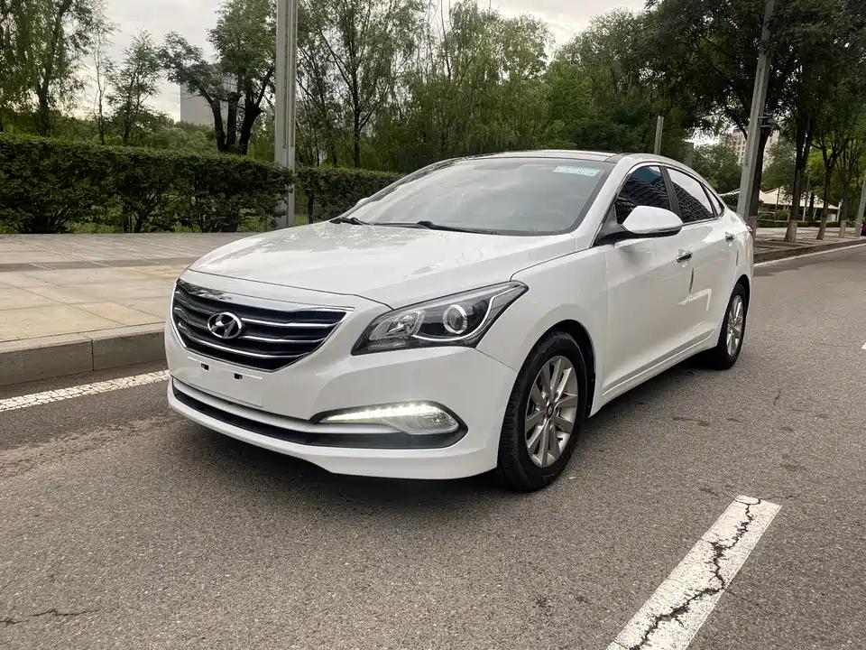 Hyundai Name picture