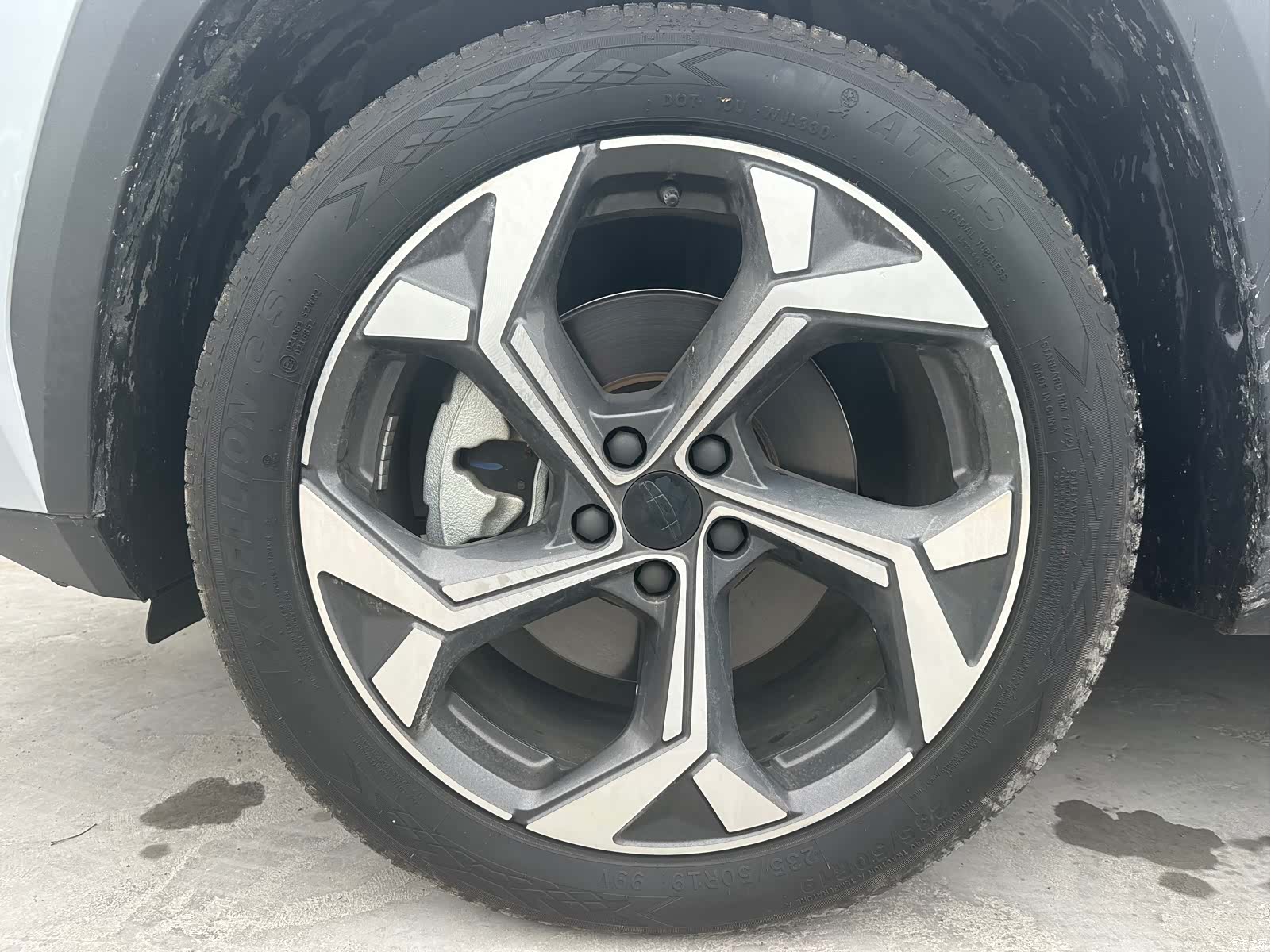 Geely Boyue, 2024 17