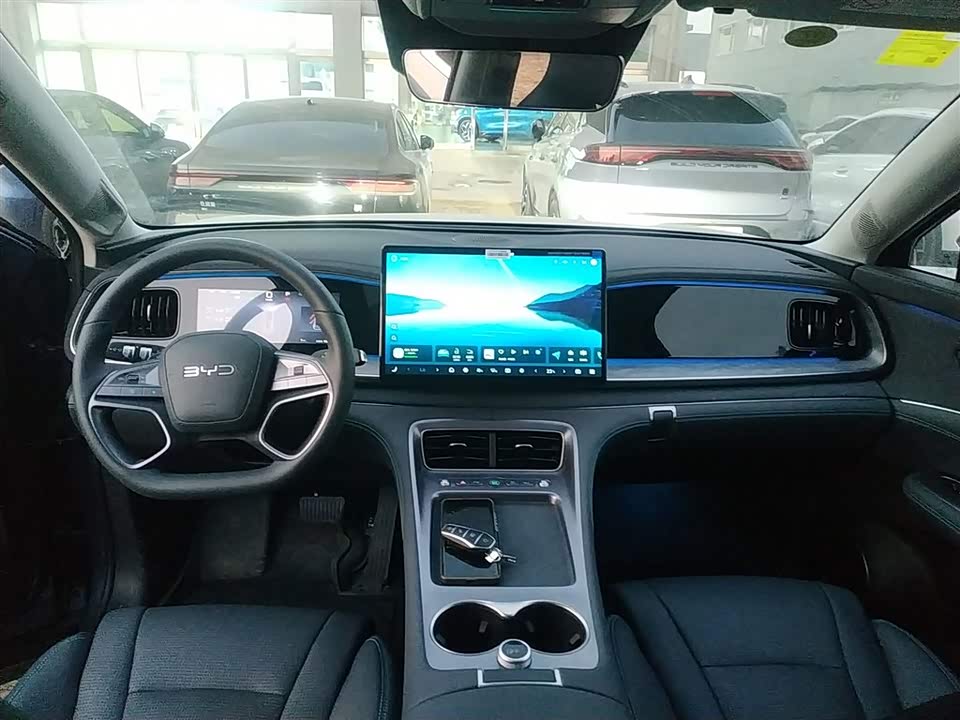 BYD Sea Lion 07 DM-i