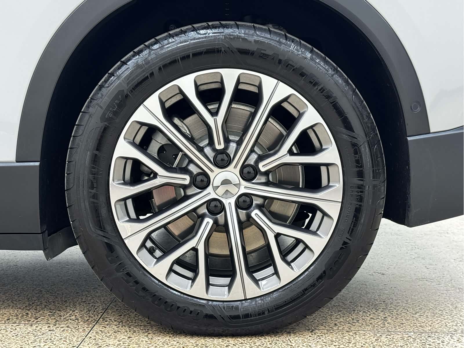NIO ES6, 2024 17