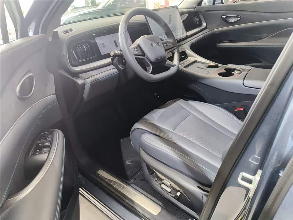 BYD Sea Lion 07 DM-i