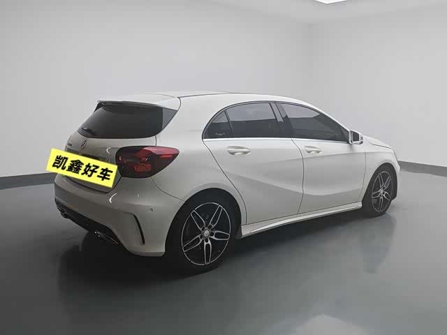 Mercedes-Benz A-Class 2016, фото 4